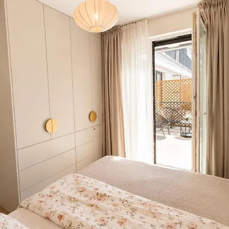 Golden Blossom By Galeria Kazimierz Terrace & Ac Cracovie
