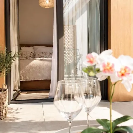 Golden Blossom By Galeria Kazimierz Terrace & Ac Appartement